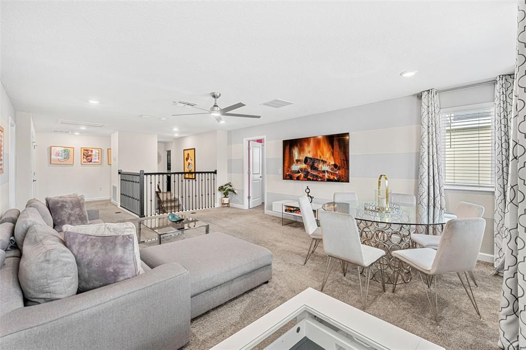 En Venta: $679,000 (7 camas, 5 baños, 4019 Pies cuadrados)