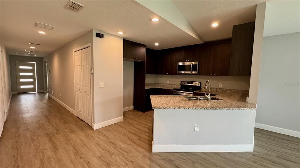 En Venta: $336,500 (3 camas, 2 baños, 1533 Pies cuadrados)