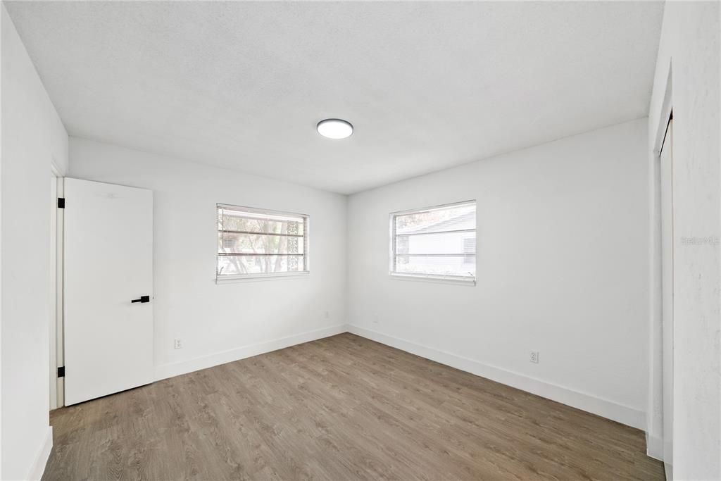 For Sale: $254,900 (3 beds, 2 baths, 1572 Square Feet)