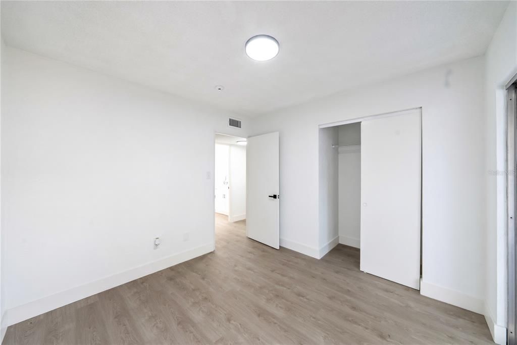 For Sale: $254,900 (3 beds, 2 baths, 1572 Square Feet)