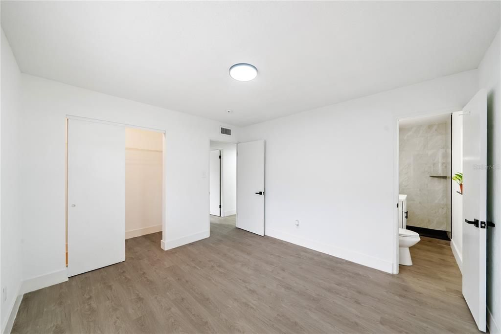For Sale: $254,900 (3 beds, 2 baths, 1572 Square Feet)