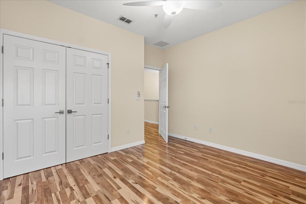 В аренду: $2,900 (5 спален, 3 ванн, 1584 Квадратных фут)