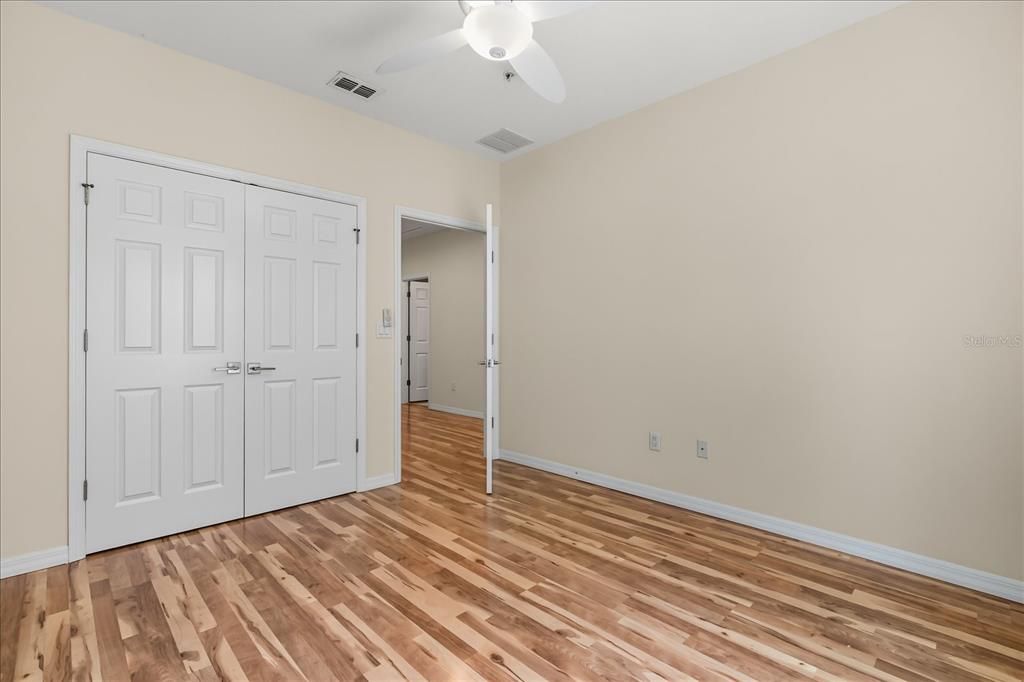 В аренду: $2,900 (5 спален, 3 ванн, 1584 Квадратных фут)
