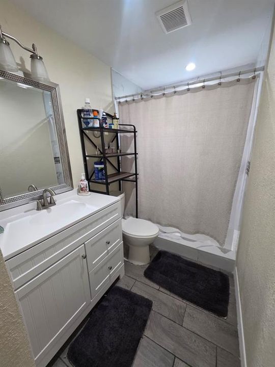 En Venta: $319,900 (4 camas, 1 baños, 1088 Pies cuadrados)