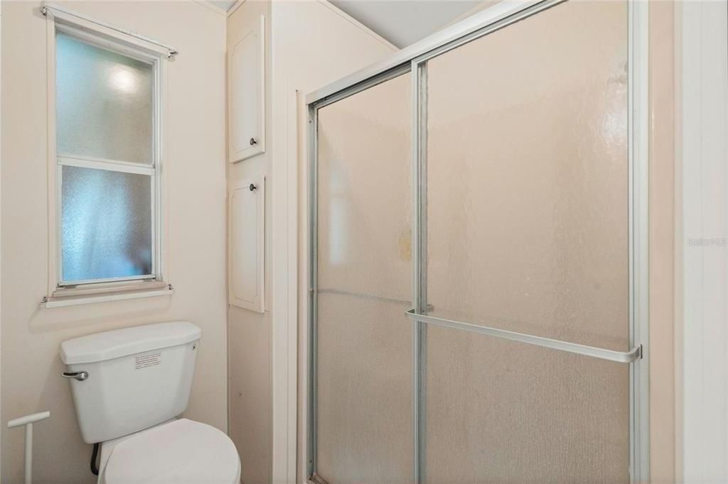 На продажу: $159,000 (2 спален, 2 ванн, 1143 Квадратных фут)