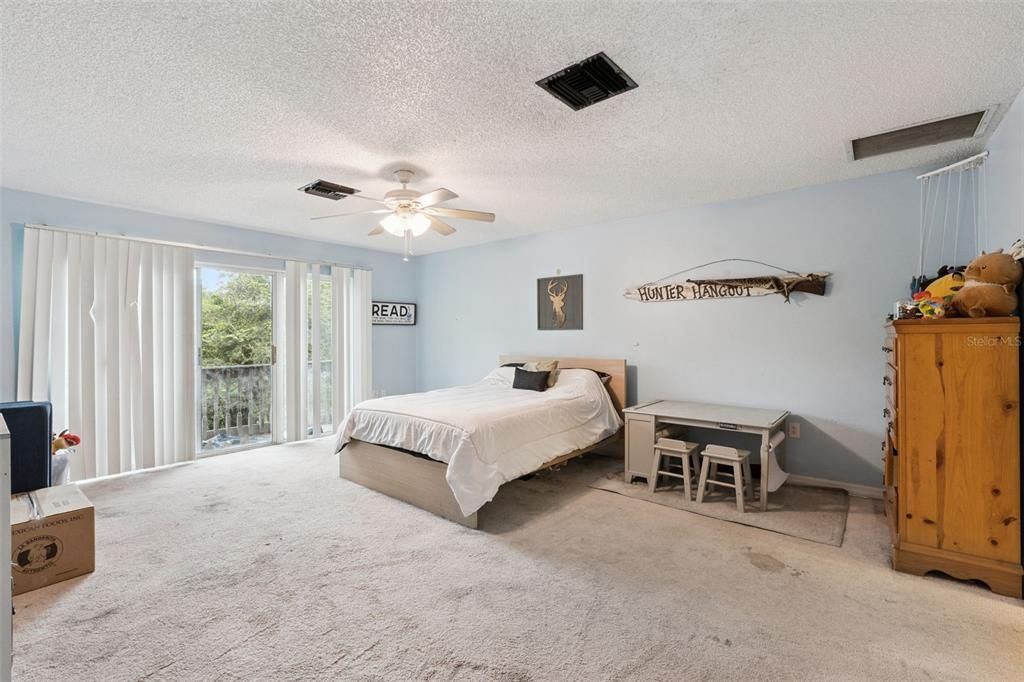 For Sale: $449,500 (3 beds, 2 baths, 1840 Square Feet)