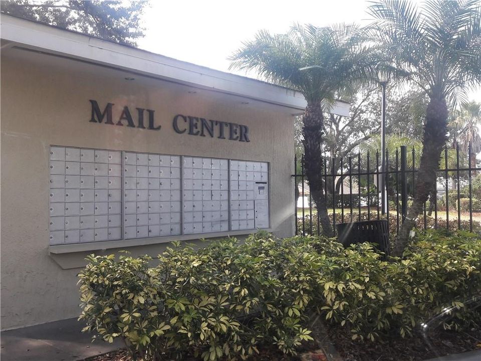 For Rent: $1,400 (1 beds, 1 baths, 830 Square Feet)