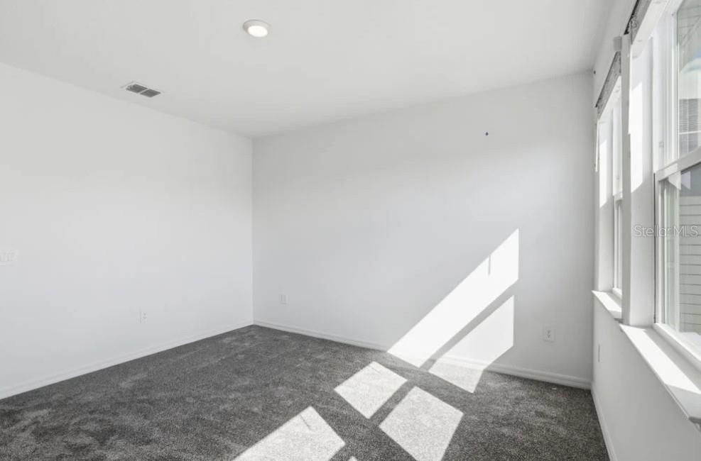 En Venta: $560,000 (3 camas, 3 baños, 1992 Pies cuadrados)