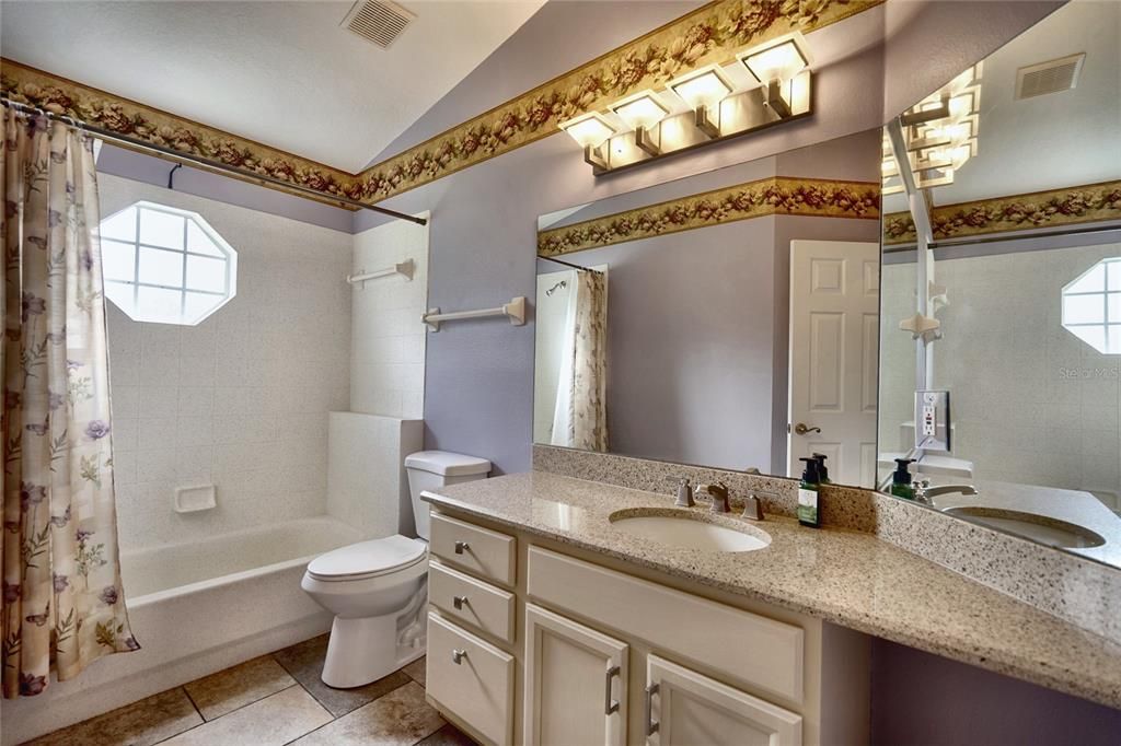 For Sale: $294,900 (3 beds, 2 baths, 1652 Square Feet)
