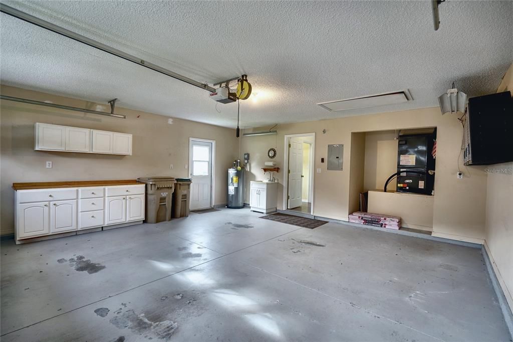 For Sale: $294,900 (3 beds, 2 baths, 1652 Square Feet)