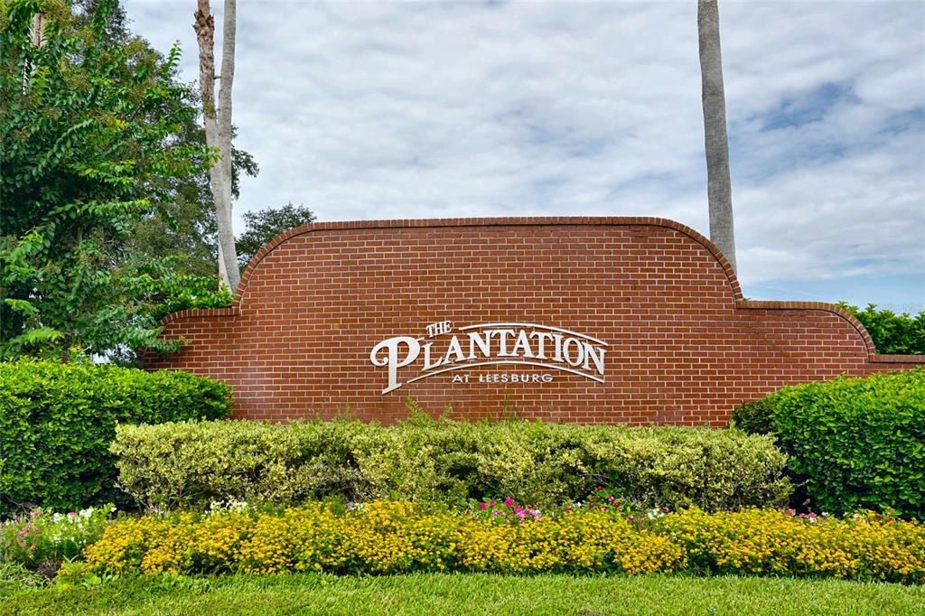 For Sale: $294,900 (3 beds, 2 baths, 1652 Square Feet)