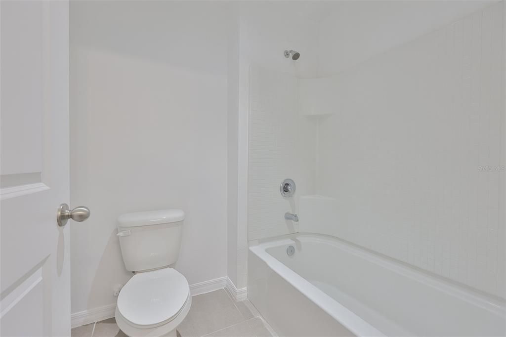 En Renta: $2,750 (5 camas, 3 baños, 2605 Pies cuadrados)