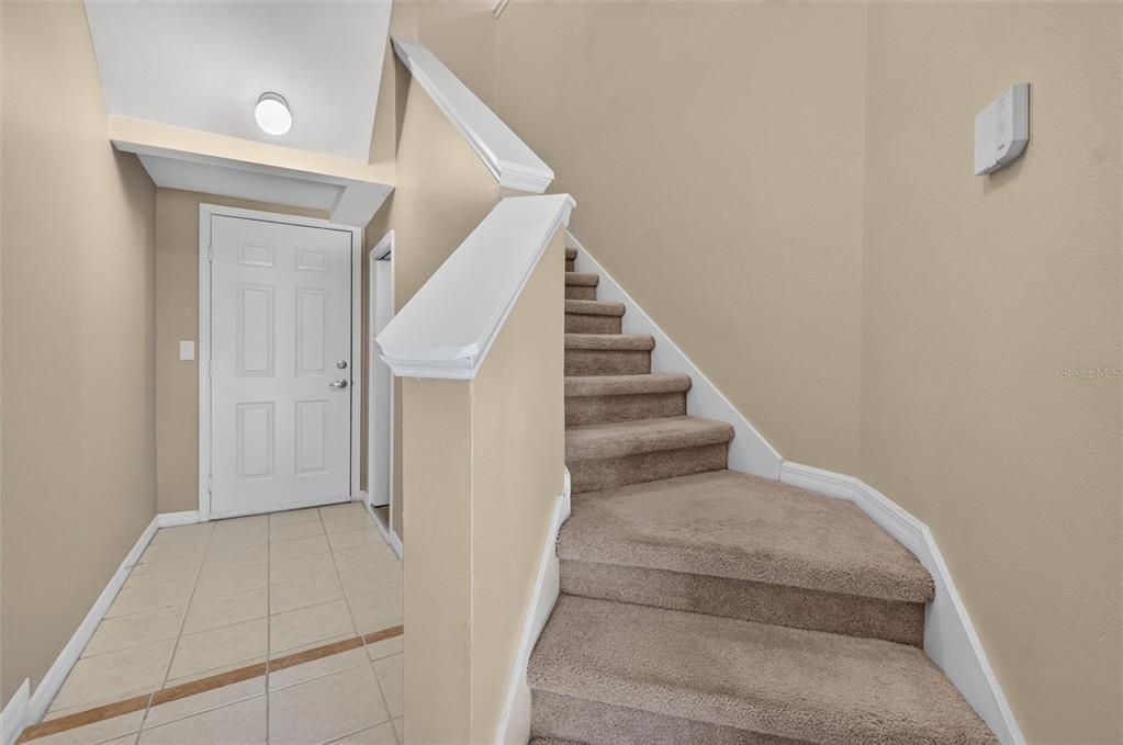 For Sale: $335,000 (2 beds, 2 baths, 1356 Square Feet)