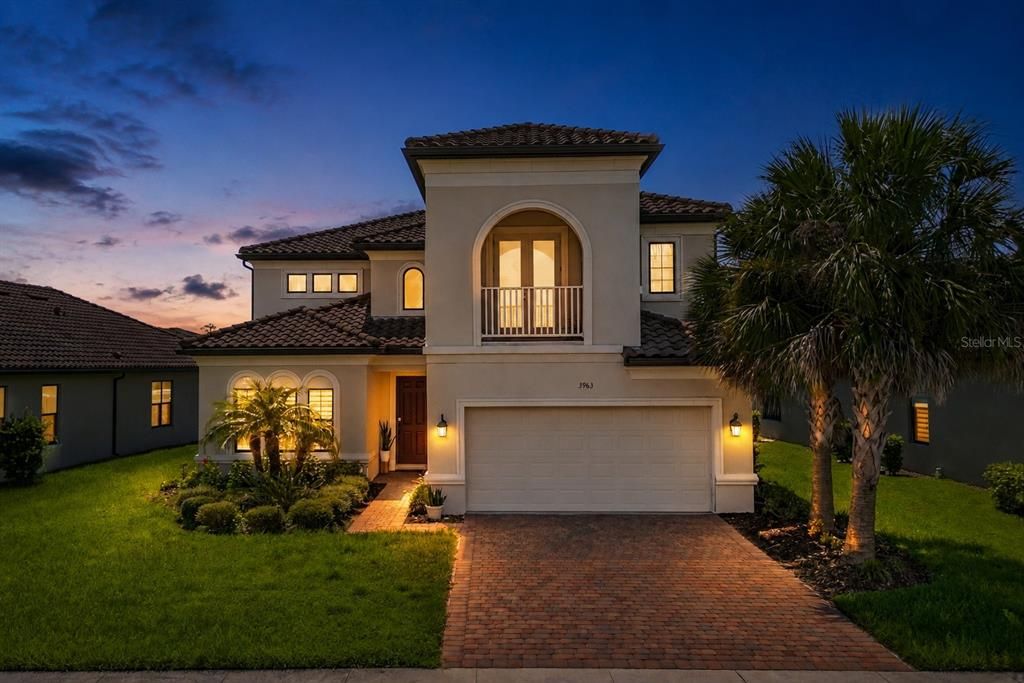 En Venta: $544,999 (4 camas, 3 baños, 3436 Pies cuadrados)
