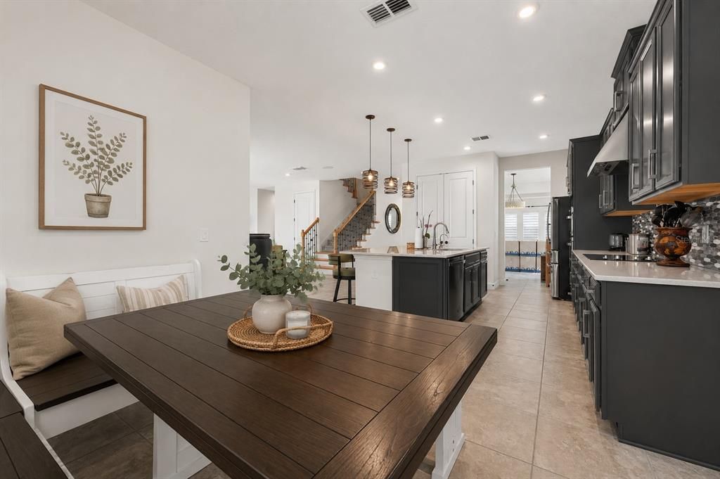 En Venta: $544,999 (4 camas, 3 baños, 3436 Pies cuadrados)