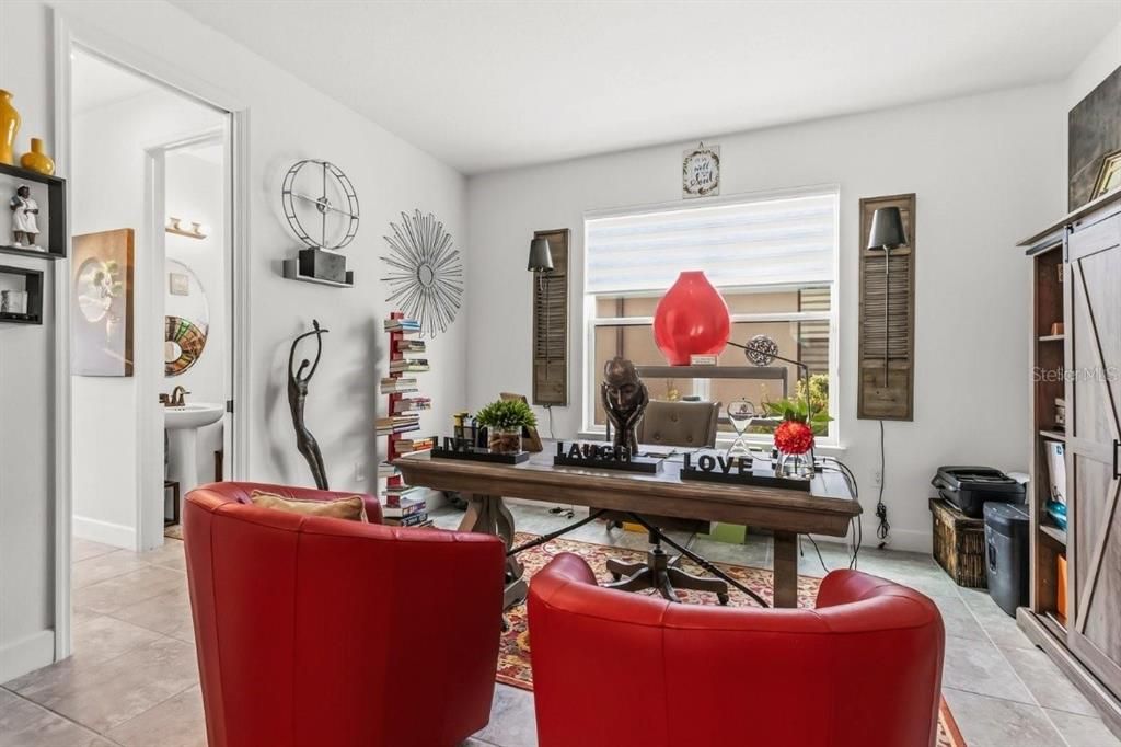En Venta: $544,999 (4 camas, 3 baños, 3436 Pies cuadrados)