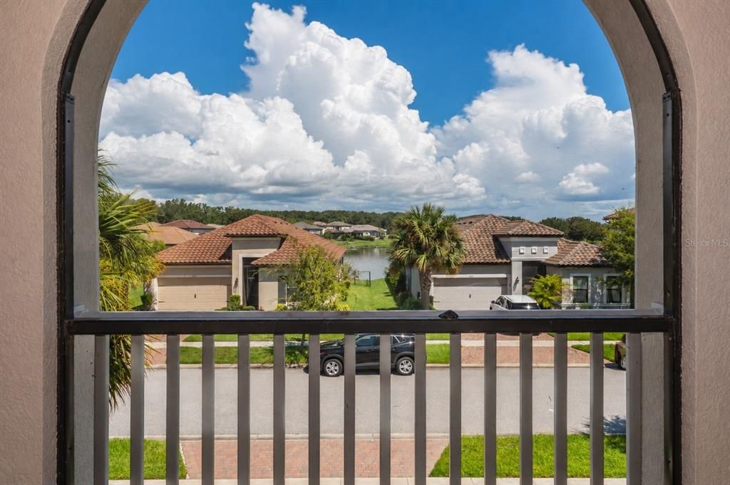 En Venta: $544,999 (4 camas, 3 baños, 3436 Pies cuadrados)