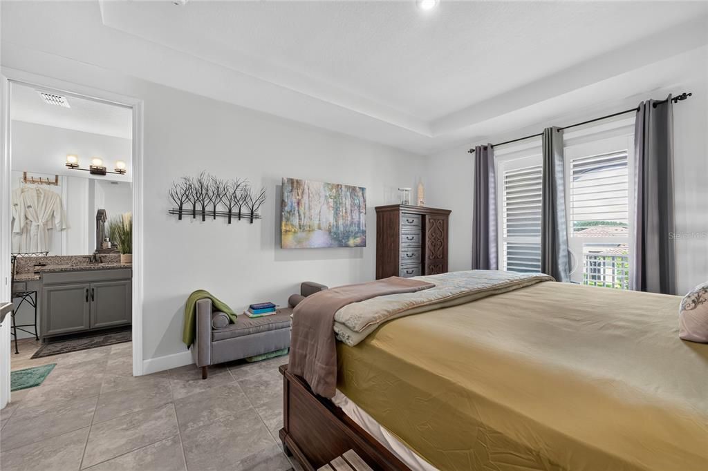 En Venta: $544,999 (4 camas, 3 baños, 3436 Pies cuadrados)