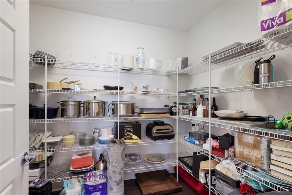 For Sale: $1,150,000 (3 beds, 2 baths, 2306 Square Feet)
