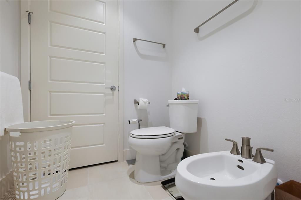 For Sale: $1,150,000 (3 beds, 2 baths, 2306 Square Feet)
