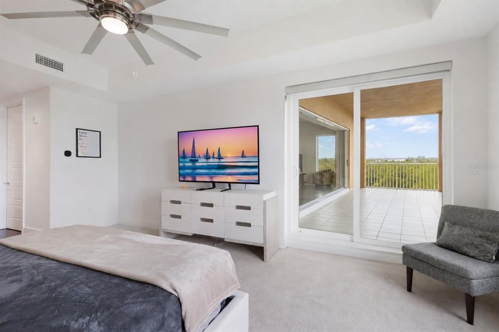 For Sale: $1,150,000 (3 beds, 2 baths, 2306 Square Feet)