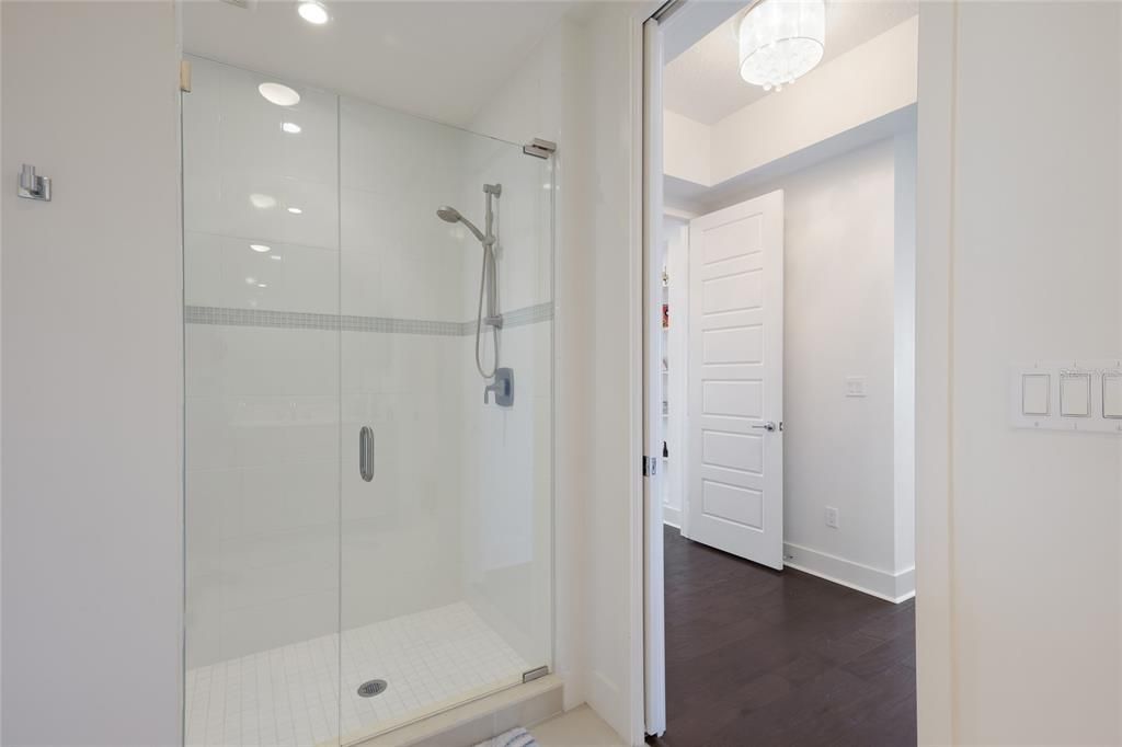 For Sale: $1,150,000 (3 beds, 2 baths, 2306 Square Feet)