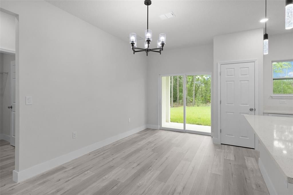 En Venta: $259,900 (3 camas, 2 baños, 1529 Pies cuadrados)