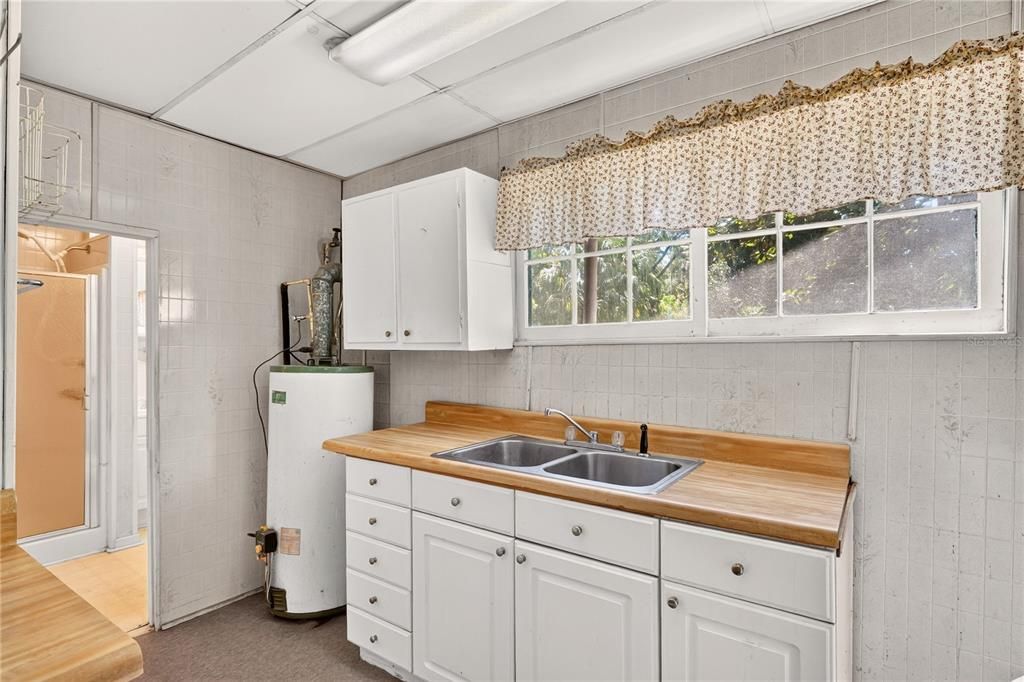 En Venta: $199,900 (3 camas, 1 baños, 1170 Pies cuadrados)