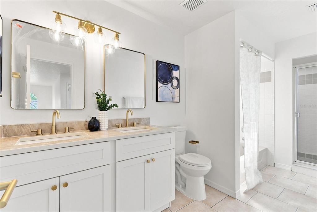 For Sale: $650,000 (5 beds, 3 baths, 3100 Square Feet)