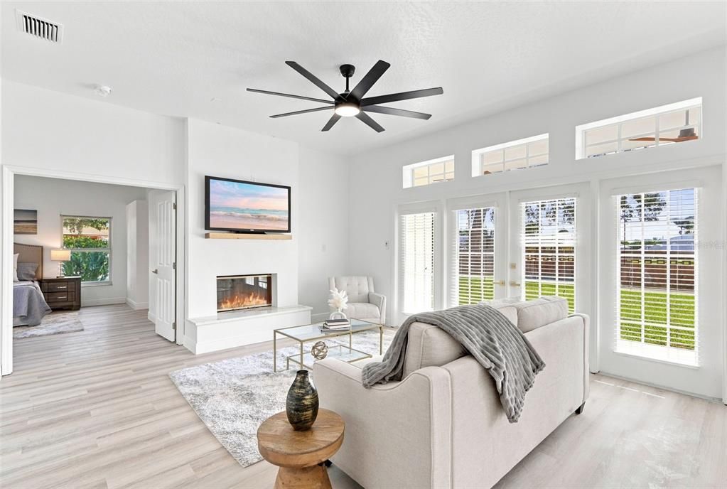 For Sale: $650,000 (5 beds, 3 baths, 3100 Square Feet)