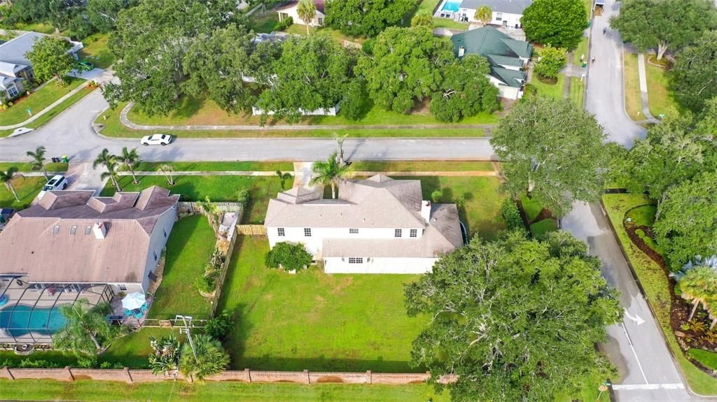 For Sale: $650,000 (5 beds, 3 baths, 3100 Square Feet)
