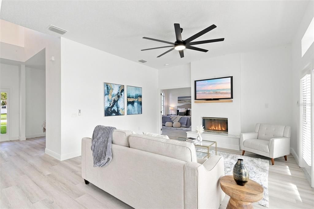 For Sale: $650,000 (5 beds, 3 baths, 3100 Square Feet)