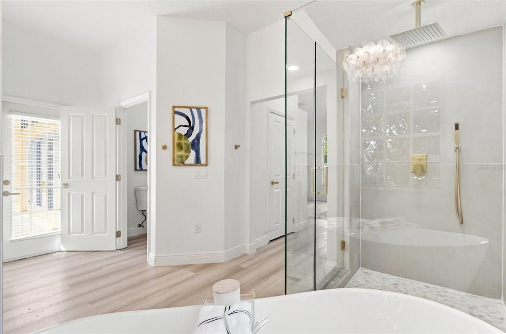 For Sale: $650,000 (5 beds, 3 baths, 3100 Square Feet)