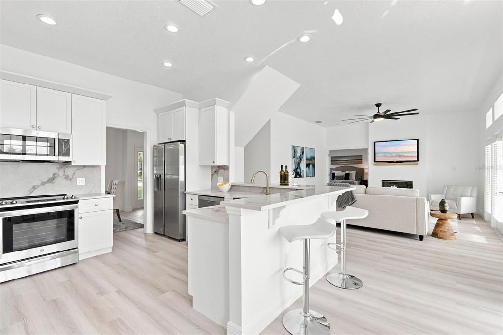 For Sale: $650,000 (5 beds, 3 baths, 3100 Square Feet)