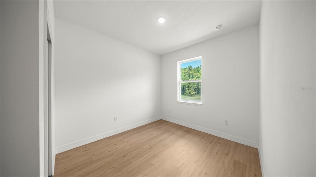 En Venta: $272,000 (4 camas, 2 baños, 1587 Pies cuadrados)