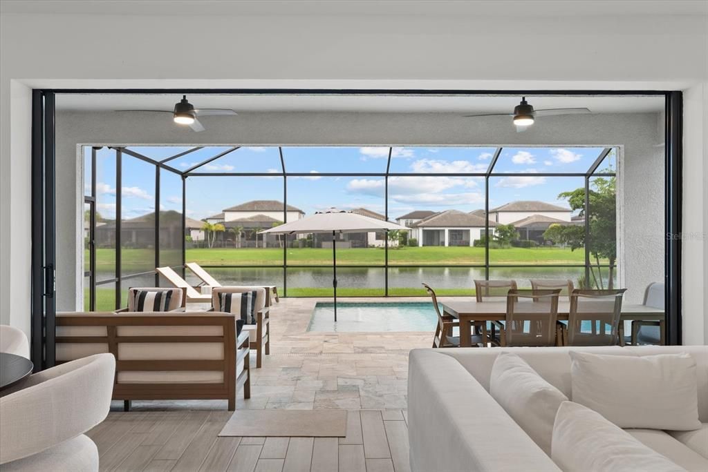 En Venta: $749,900 (4 camas, 3 baños, 2855 Pies cuadrados)