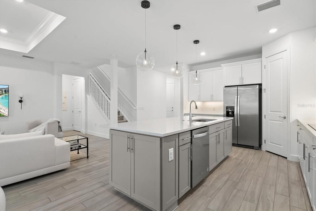 En Venta: $749,900 (4 camas, 3 baños, 2855 Pies cuadrados)