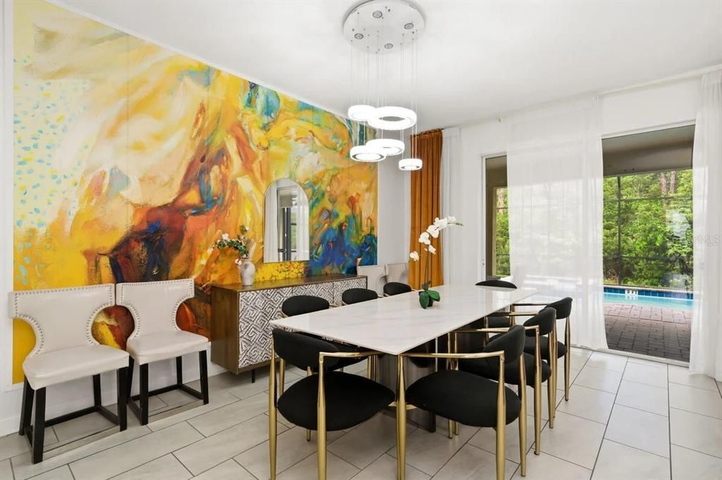 На продажу: $945,000 (8 спален, 5 ванн, 4289 Квадратных фут)