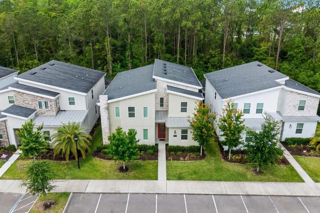 На продажу: $945,000 (8 спален, 5 ванн, 4289 Квадратных фут)