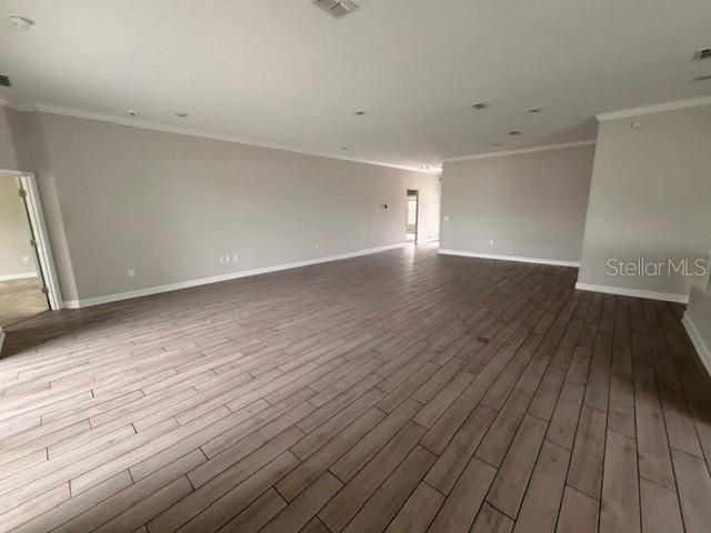 For Sale: $522,000 (4 beds, 3 baths, 2361 Square Feet)