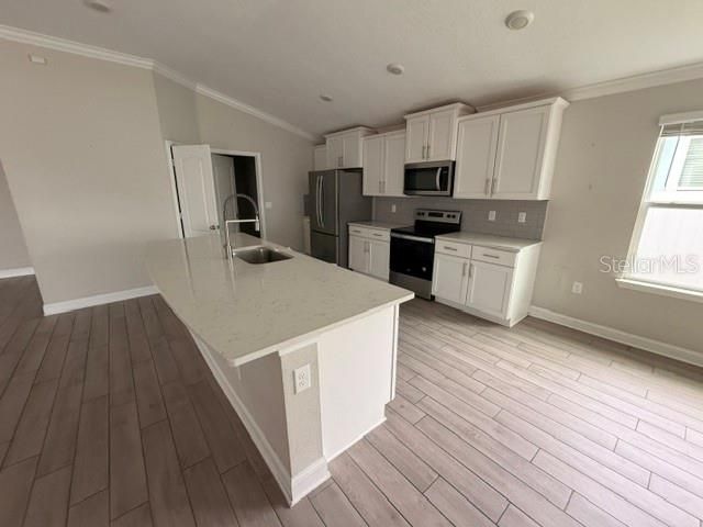 For Sale: $522,000 (4 beds, 3 baths, 2361 Square Feet)