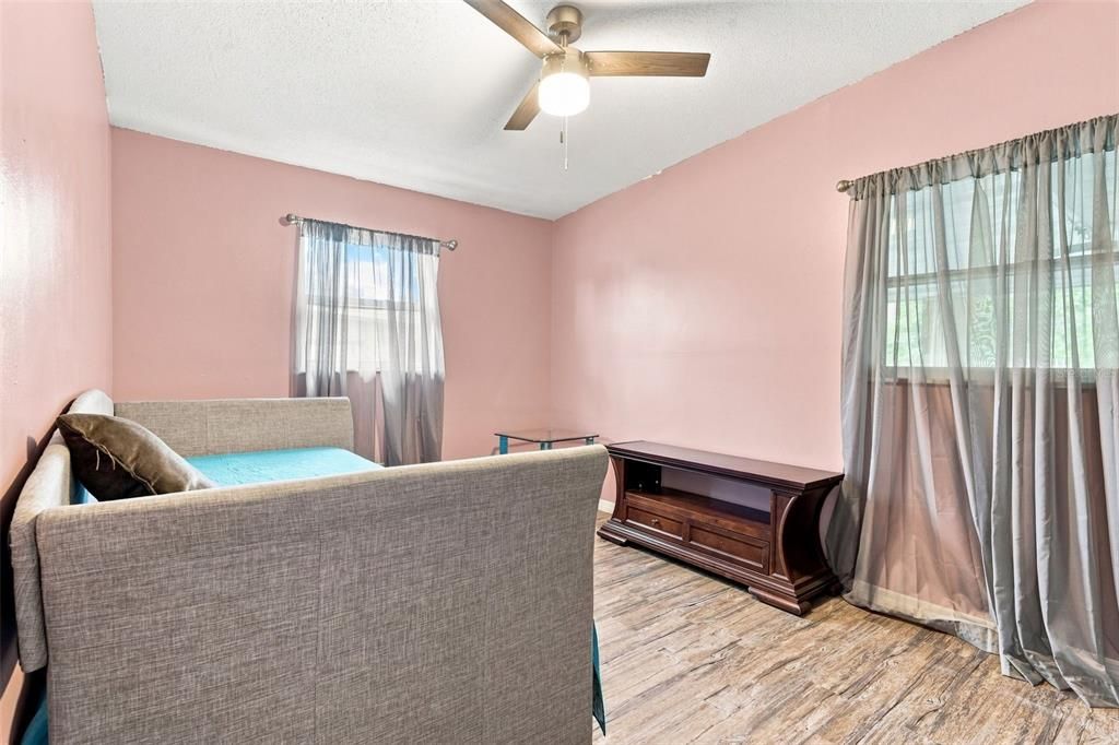For Sale: $295,000 (4 beds, 2 baths, 1448 Square Feet)