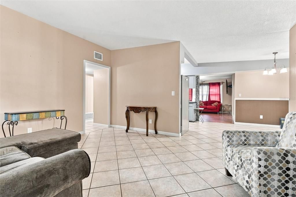 For Sale: $295,000 (4 beds, 2 baths, 1448 Square Feet)