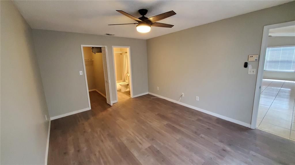 В аренду: $1,695 (2 спален, 2 ванн, 851 Квадратных фут)