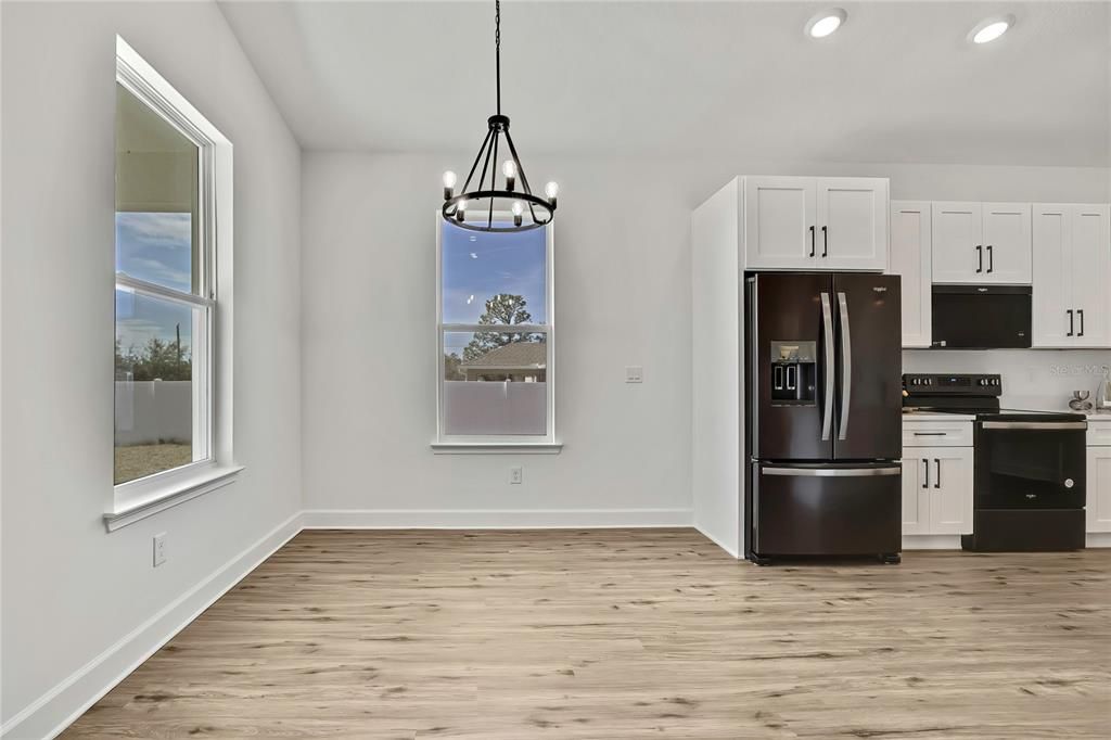 For Sale: $399,990 (4 beds, 3 baths, 2061 Square Feet)