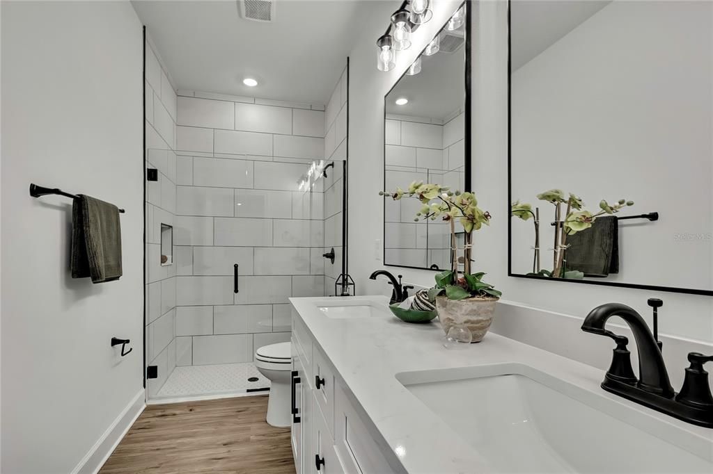 For Sale: $399,990 (4 beds, 3 baths, 2061 Square Feet)