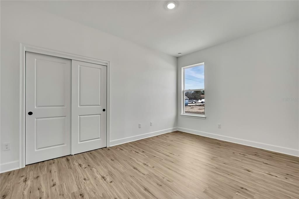 For Sale: $399,990 (4 beds, 3 baths, 2061 Square Feet)