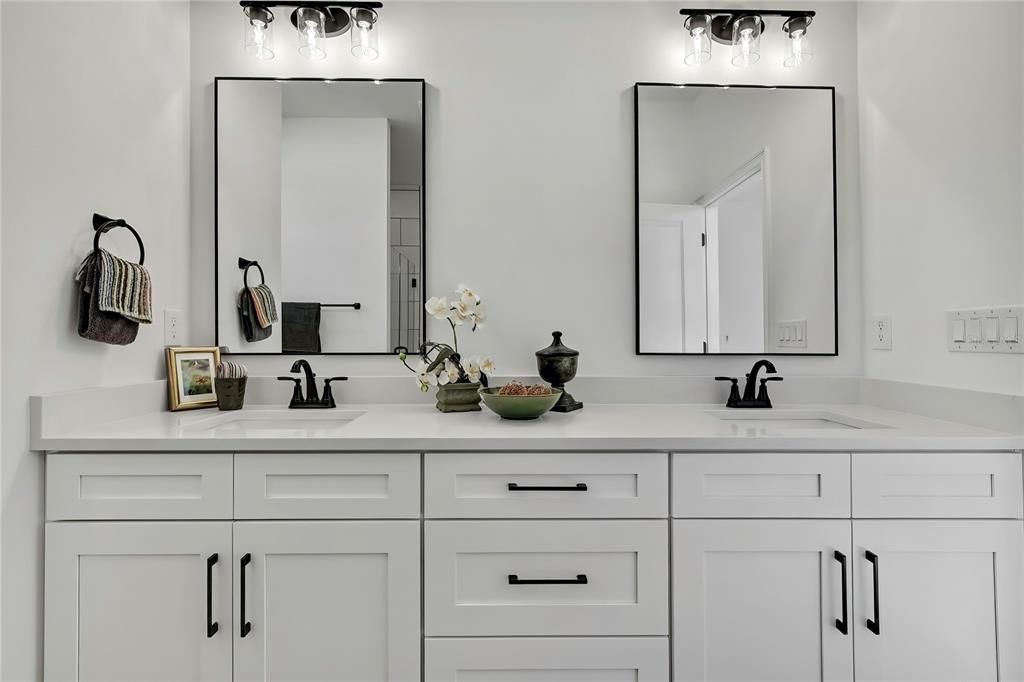 For Sale: $399,990 (4 beds, 3 baths, 2061 Square Feet)