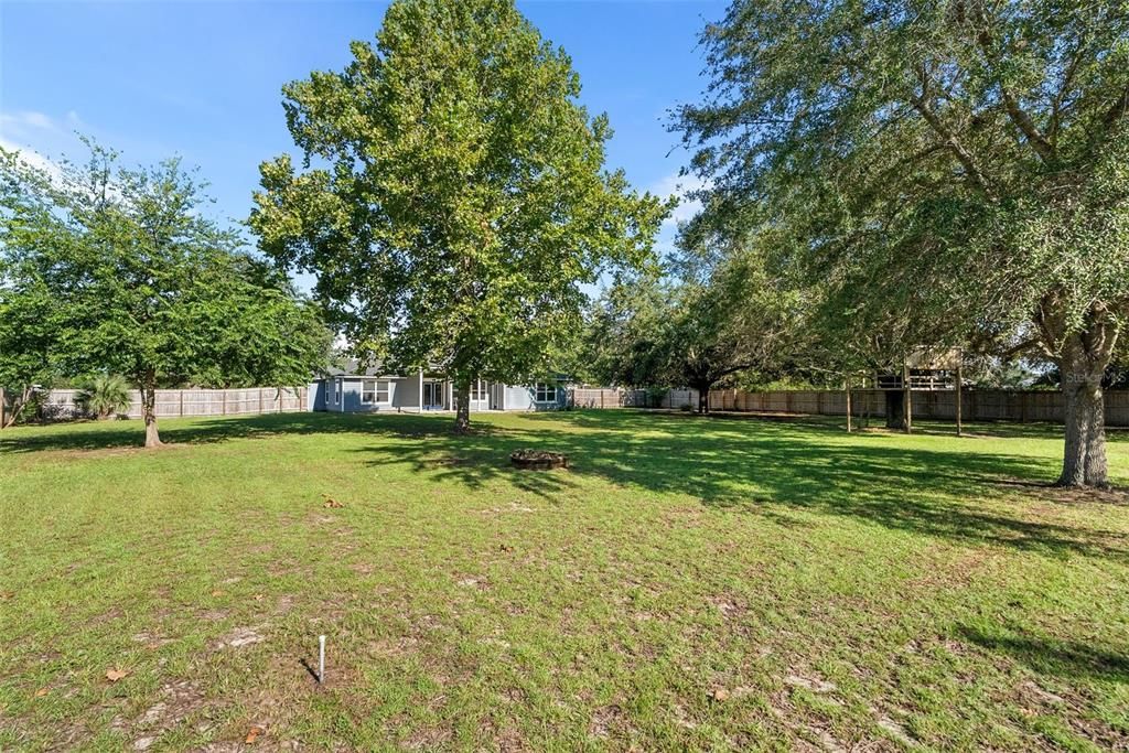 For Sale: $439,900 (4 beds, 3 baths, 1866 Square Feet)