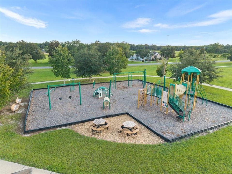 For Sale: $439,900 (4 beds, 3 baths, 1866 Square Feet)
